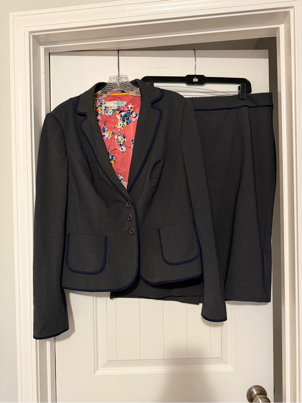 Boden Gray Women's Two-Piece Blazer and Skirt Suit with Navy Trim